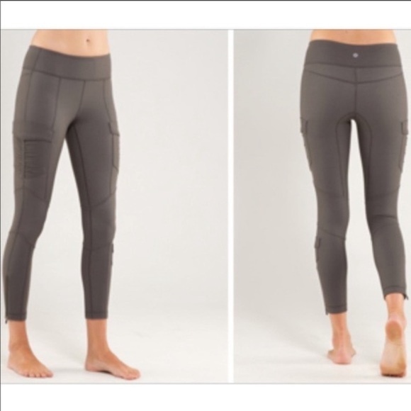 lululemon athletica Pants - RARE Lululemon Cargo Pocket Leggings 7/8 Pants 4